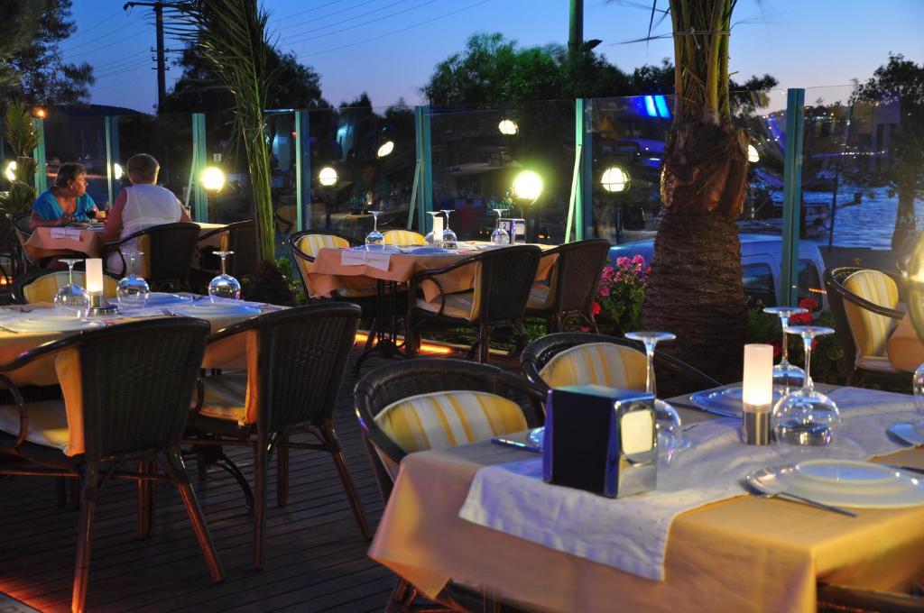 Siesta Beach Apartment Bodrum Bagian luar foto