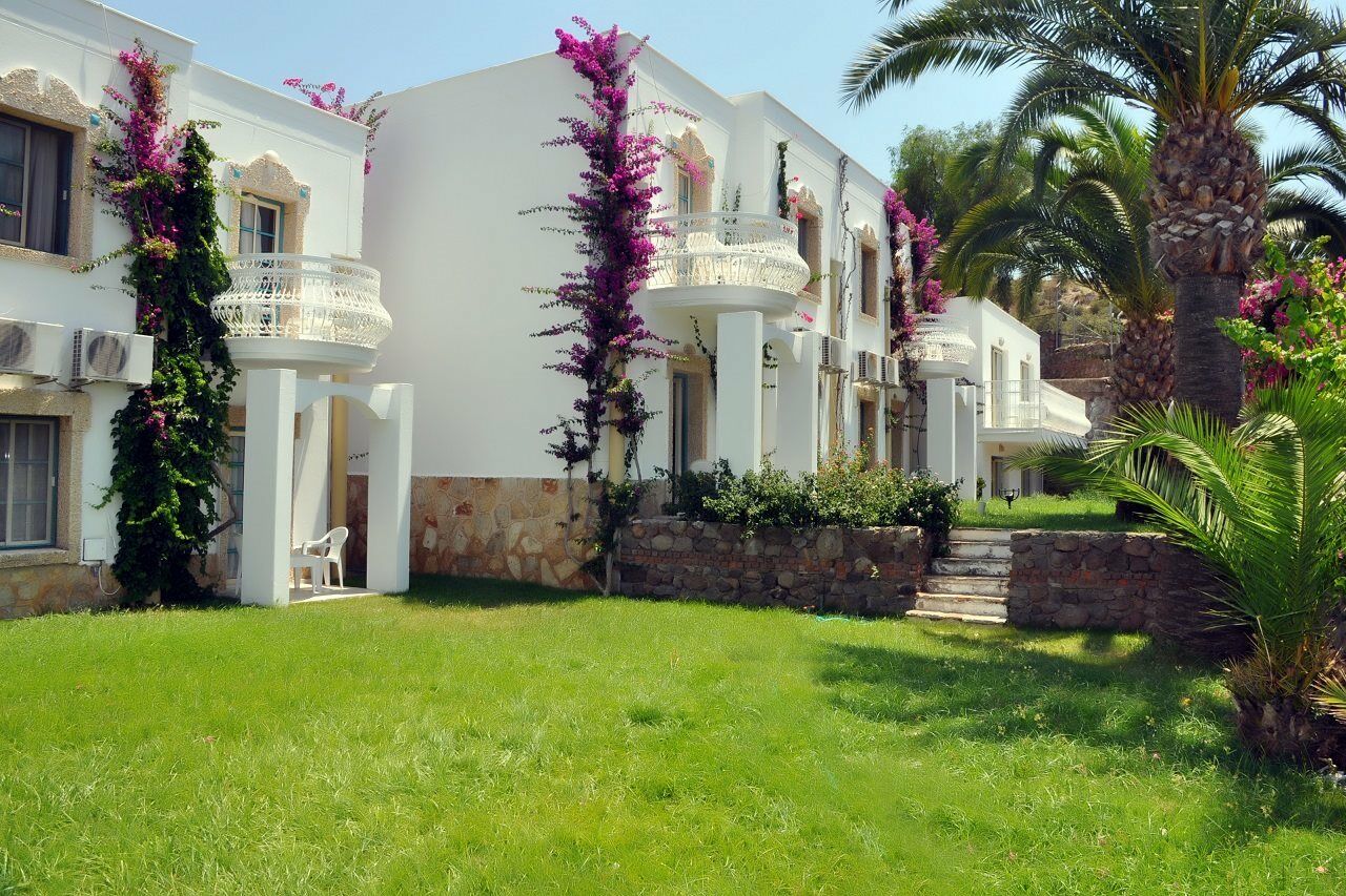 Siesta Beach Apartment Bodrum Bagian luar foto