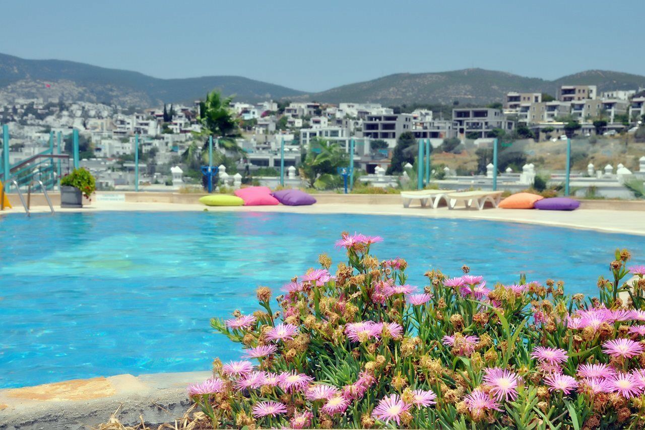 Siesta Beach Apartment Bodrum Bagian luar foto