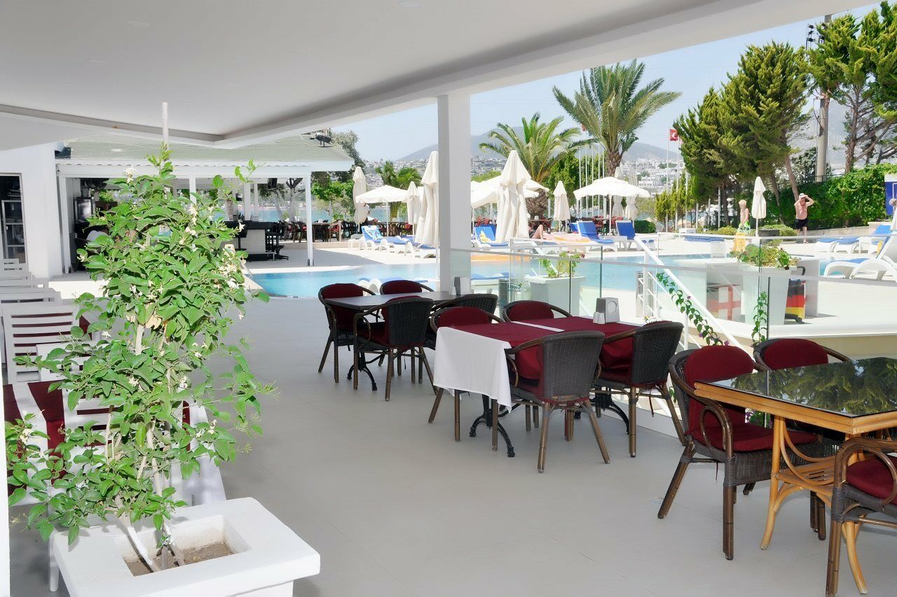 Siesta Beach Apartment Bodrum Bagian luar foto